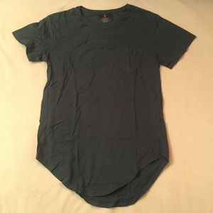 Cotton on long length pocket tee mens size medium